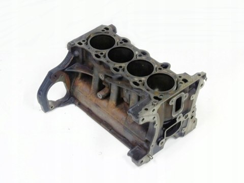 Blok silnika 1.4 B Meriva B Corsa D Adam Astra J Aveo 55561961 a14xer