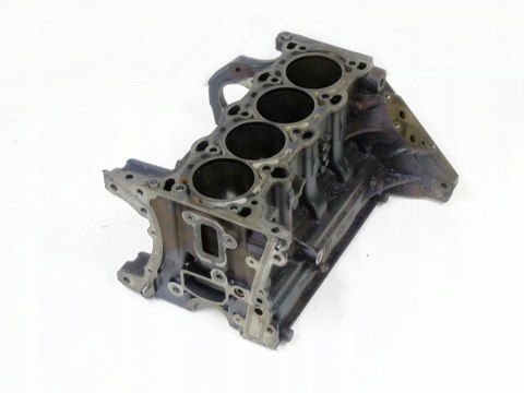 Blok silnika 1.4 B Meriva B Corsa D Adam Astra J Aveo 55561961 a14xer