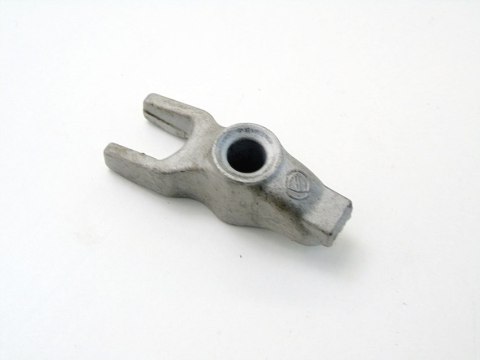 Łapka wtryskiwacza 2.0 cdti Insignia A Zafira C Astra J Cascada Saab 9-5