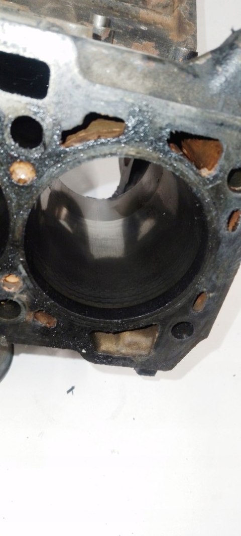 Blok silnika A20DTH 2.0 cdti Insignia A Zafira C Astra J Cascada Saab 9-5