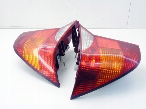 Lampy tył lewa prawa Ford Focus [1998 - 2004] sedan