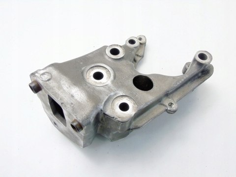 Łapa wspornik silnika 2.0 B 407 C5 C4 307 206 306 Xsara Jumpy 806 C8 607