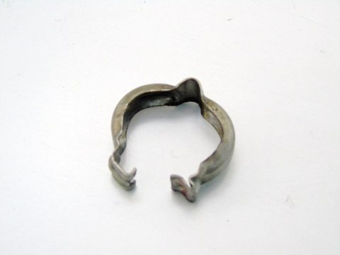 Obejma rurki spalin egr 2.0 B 407 C5 C4 307 206 306 Xsara Jumpy 806 C8 607