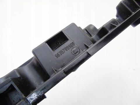 Pokrywa zaworów 2.0 B 407 C5 C4 307 206 306 Xsara Jumpy 806 C8 607 Scudo