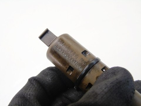 Zawór ciśnienia oleju silnika 2.0 cdti Insignia A Zafira C Astra J Cascada