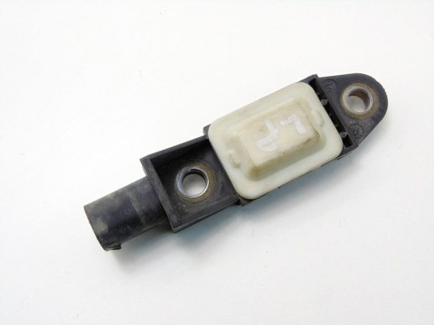 Czujnik uderzenia bocznego lewy Chrysler Pacifica 4.0 v6 2007 04896023AA