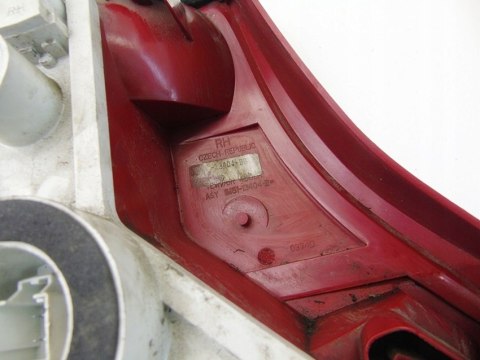 Lampy tył lewa prawa Ford Focus [1998 - 2004] sedan