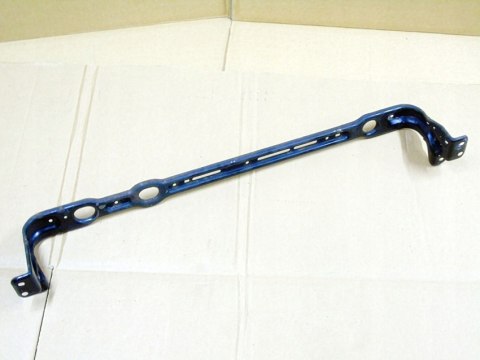 Pas belka pod chłodnice Ford Focus Mk1 Lift 2M518A297AB