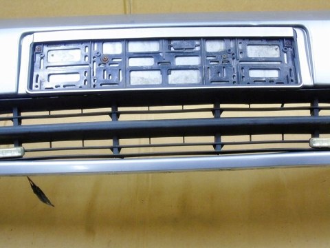 Zderzak przedni przód Ford Focus Mk1 Lift srebrny