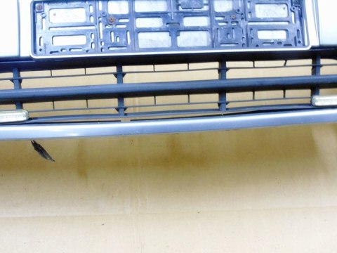 Zderzak przedni przód Ford Focus Mk1 Lift srebrny
