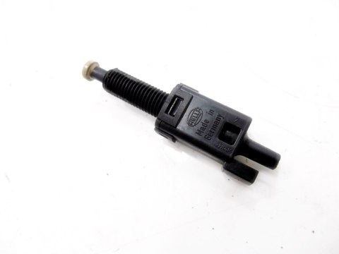 CZUJNIK PEDAŁU VW PASSAT B5 CZUJNIK PEDAŁU VW PASSAT B5