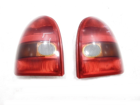 LAMPY TYŁ KOMPLET OPEL CORSA B