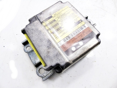 MODUŁ SENSOR PODUSZEK AIRBAG TOYOTA AVENSIS I T22 MODUŁ SENSOR PODUSZEK AIRBAG TOYOTA AVENSIS I T22