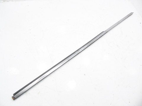 PARAPET USZCZELKA DRZWI TYŁ FIAT 125P PARAPET USZCZELKA DRZWI TYŁ FIAT 125P