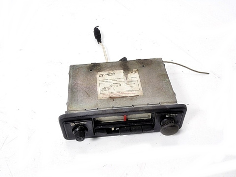 RADIO UNITRA SAFARI B FIAT 125P RADIO UNITRA SAFARI B FIAT 125P