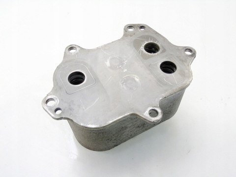 Chłodnica oleju 2.0 TDI Audi A4 B8 A5 A6 C7 Q5 Q3 TT CNH Passat B8 Superb 3