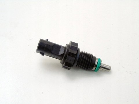 Czujnik temperatury paliwa 2.0 TDI Audi A4 B8 A5 A6 C7 Q5 Q3 TT CNH Passat