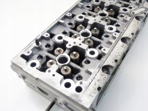 Głowica 2.0 TDI Audi A4 B8 A5 A6 C7 Q5 Q3 TT CNH Passat B8 Superb 3