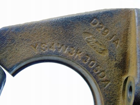 Podpora łapa półosi 1.4 1.6 16v Focus mk1 Fiesta Fusion Puma Courier