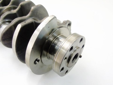 Wał korbowy 2.0 cdti Insignia A Zafira C Astra J Cascada Saab 95 Alfa Fiat