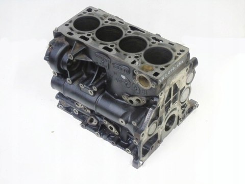 Blok silnika 2.0 TDI Audi A4 B8 A5 A6 C7 Q5 Q3 TT CNH Passat B8 03N103011D
