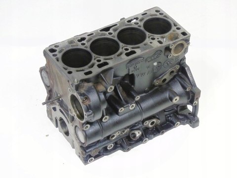 Blok silnika 2.0 TDI Audi A4 B8 A5 A6 C7 Q5 Q3 TT CNH Passat B8 03N103011D