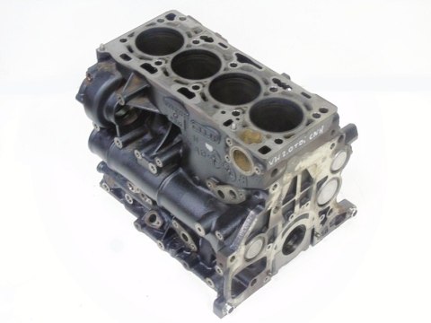 Blok silnika 2.0 TDI Audi A4 B8 A5 A6 C7 Q5 Q3 TT CNH Passat B8 03N103011D