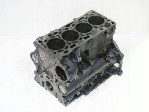 Blok silnika 2.0 Tdi Superb 3 Golf 7 Passat B8 Audi A3 A4 A5 CRL 03N103011A