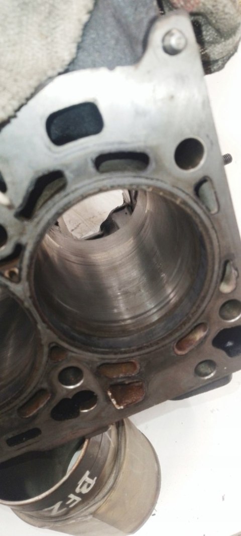 Blok silnika 2.0 Tdi Superb 3 Golf 7 Passat B8 Audi A3 A4 A5 CRL 03N103011A