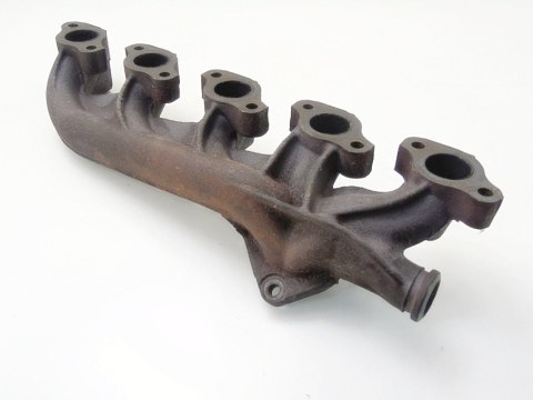 Kolektor wydechowy 2.4 D D5 Volvo XC70 V70 2 3 S60 S80 XC90 30637797