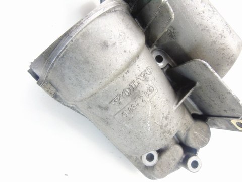 Obudowa filtra oleju 2.4 D D5 VOLVO XC70 V70 2 3 S60 S80 XC90 08642839