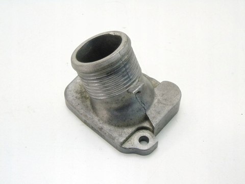 Obudowa termostatu 2.4 D D5 Volvo XC70 V70 2 3 S60 S80 XC90 8636954