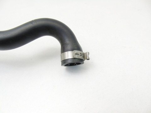 Rurka przewód odmy 2.4 D D5 Volvo XC70 V70 2 3 S60 S80 XC90 8692241