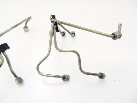 Rurki przewody wtryskowe paliwa 2.4 D D5 Volvo XC70 V70 2 3 S60 S80 XC90
