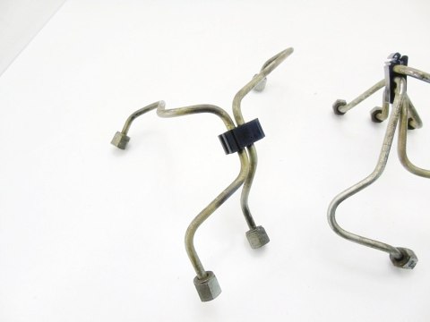 Rurki przewody wtryskowe paliwa 2.4 D D5 Volvo XC70 V70 2 3 S60 S80 XC90
