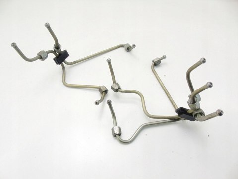 Rurki przewody wtryskowe paliwa 2.4 D D5 Volvo XC70 V70 2 3 S60 S80 XC90