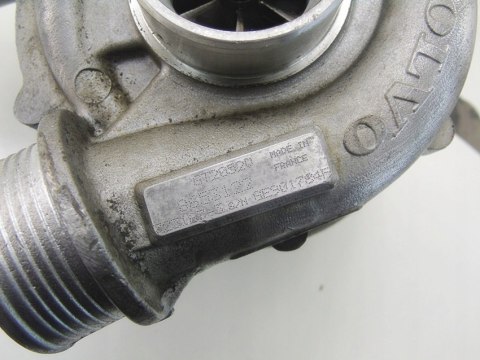 Turbosprężarka 2.4 D D5 Volvo XC70 V70 2 3 S60 S80 XC90 8653122