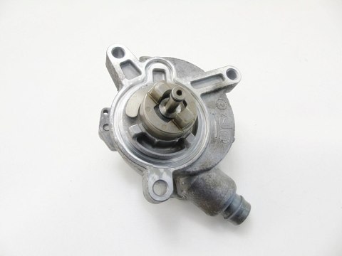 Vacum pompa 2.4 D D5 Volvo XC70 V70 2 3 S60 S80 XC90 08699237