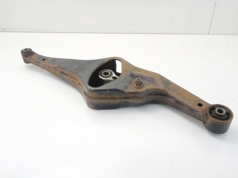 Wahacz łapa poduszka belki zawieszenia tył Nissan Almera Tino