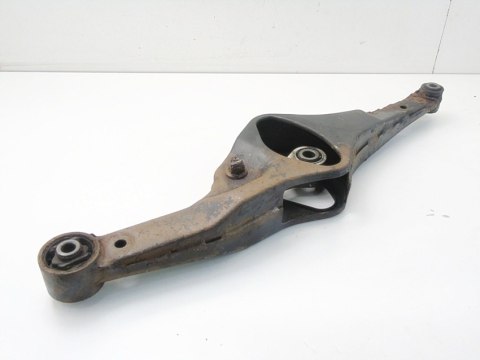 Wahacz łapa poduszka belki zawieszenia tył Nissan Almera Tino