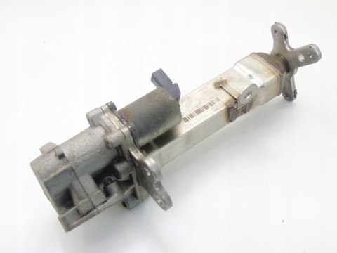Zawór recyrkulacji spalin egr 2.4 D D5 Volvo XC70 V70 2 3 S60 S80 XC90