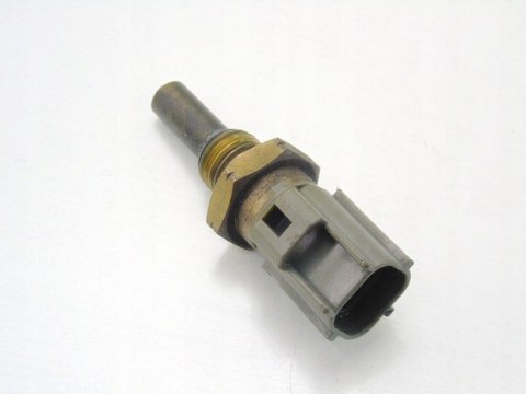 Czujnik temperatury wody 2.4 D D5 Volvo XC70 V70 2 3 S60 S80 XC90 8653103
