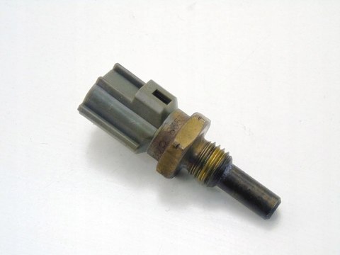 Czujnik temperatury wody 2.4 D D5 Volvo XC70 V70 2 3 S60 S80 XC90 8653103