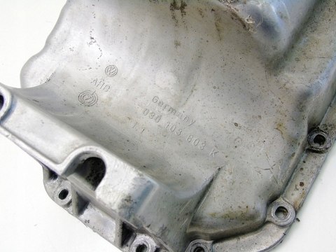 Miska oleju 1.6 Fsi Audi A2 Golf 4 Bora BAD 030103603K