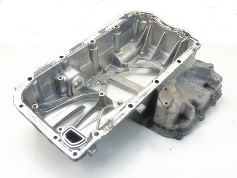 Miska oleju podstawa 2.0 Cdti Insignia B A Zafira C Cascada Antara A B20DTH