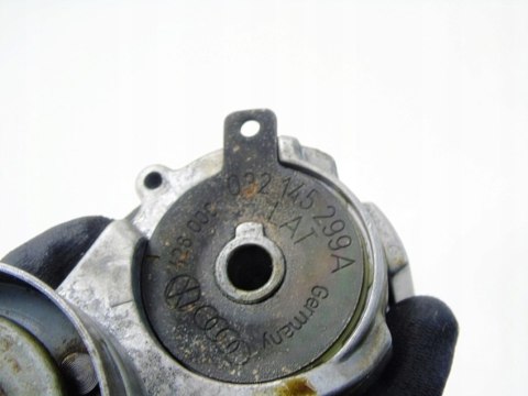 Napinacz paska napędowego 1.6 Fsi Audi A2 Golf 4 Bora BAD 032145299A