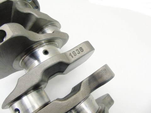 Wał korbowy 2.4 D D5 Volvo XC70 V70 2 3 S60 S80 XC90 136 93.2