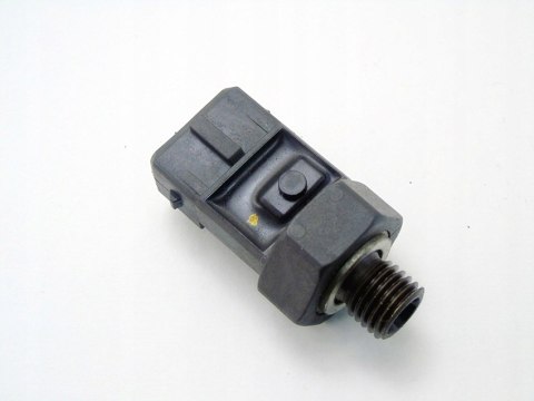 Czujnik oleju 1.8 2.0 i BMW N43 E60 E61 E90 E91 E92 E93 E81 E82 E88 E87