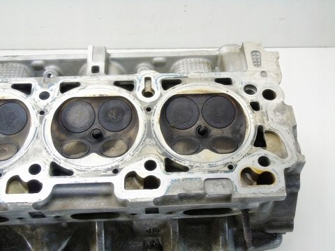 Głowica wałki 4.0 V6 Pacifica Nitro Town Country Routan Voyager Caravan