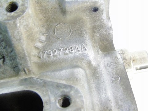 Głowica wałki 4.0 V6 Pacifica Nitro Town Country Routan Voyager Caravan